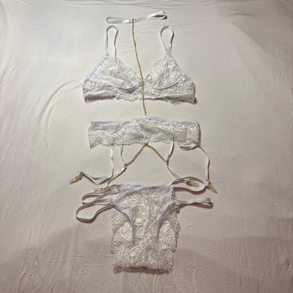 Sexy Lace Lingerie Set